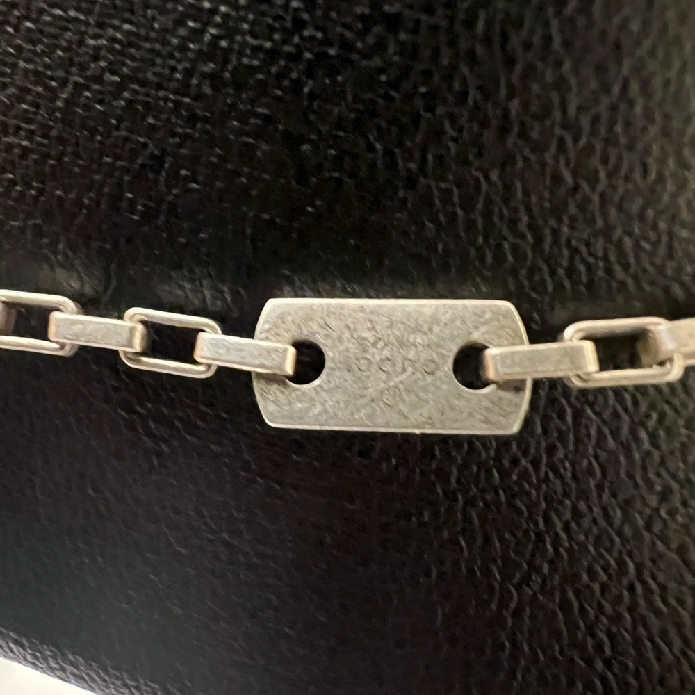 GUCCI Authentic Stamped Silver with G Pendant - Picture 4 of 8